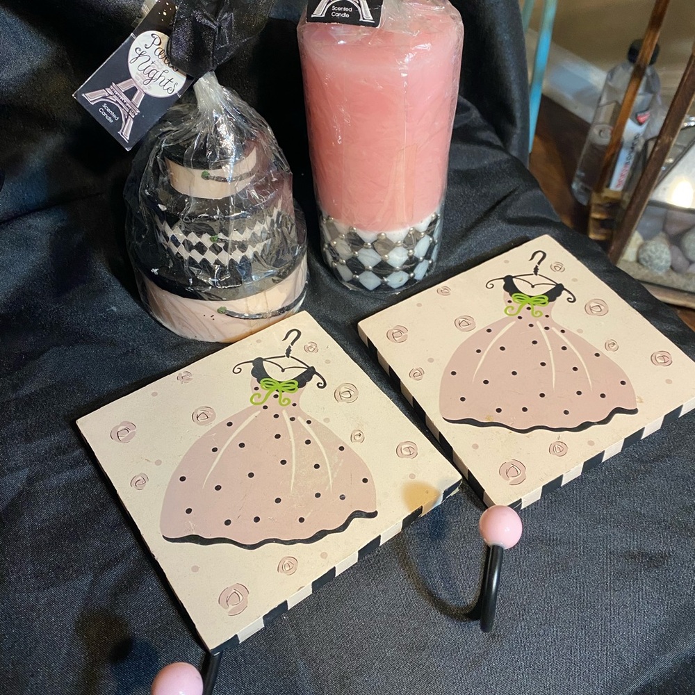 Pink Dress Wall Hooks & Pink and Black Decorative Scented Candle Set